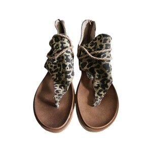 VERY G Gladiator Sandals Women's Size 8 Leopard Animal Print